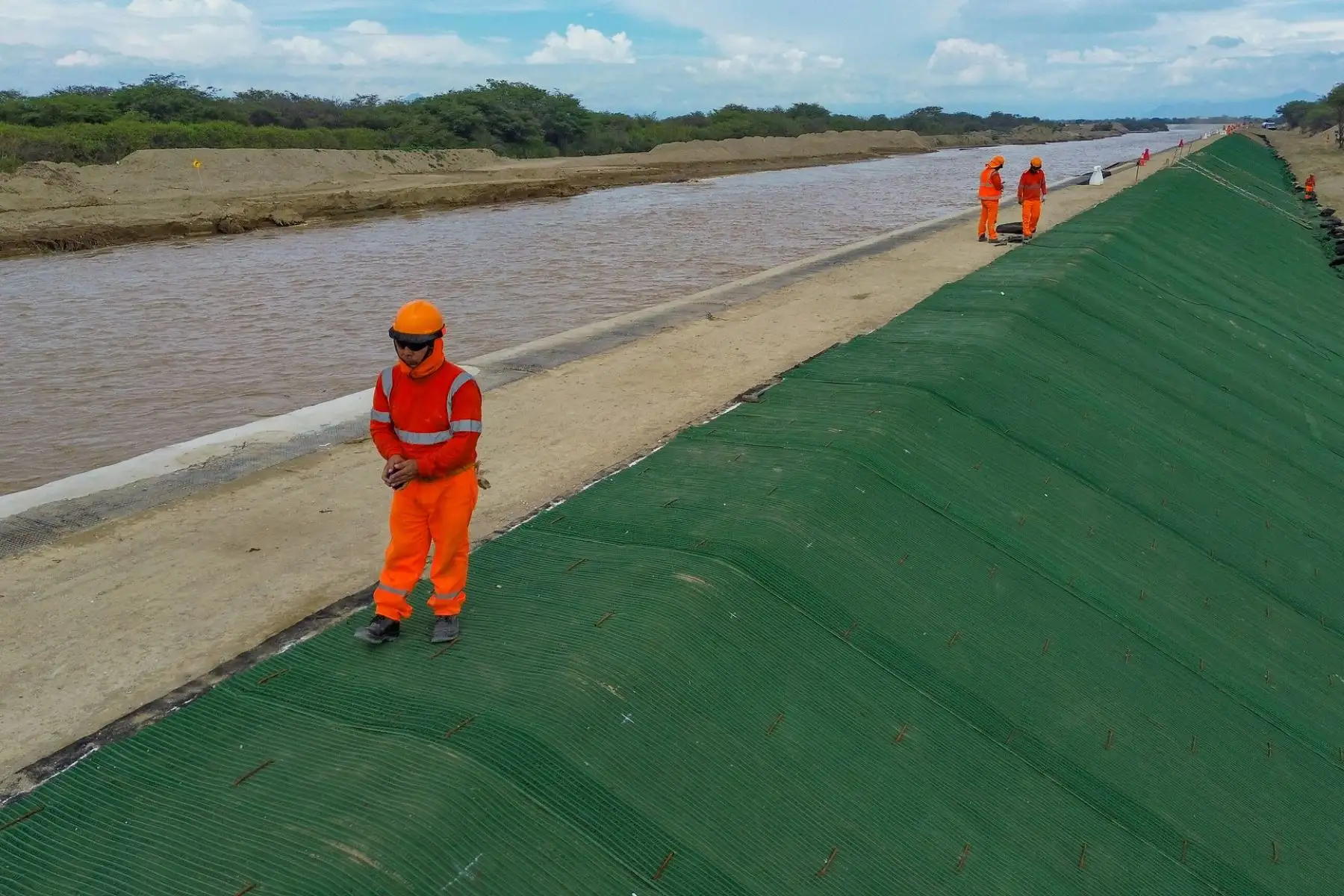 Supervisión a las acciones de prevención y respuesta del estado ante lluvias intensas y activación de quebradas en la región Lambayeque. PCM