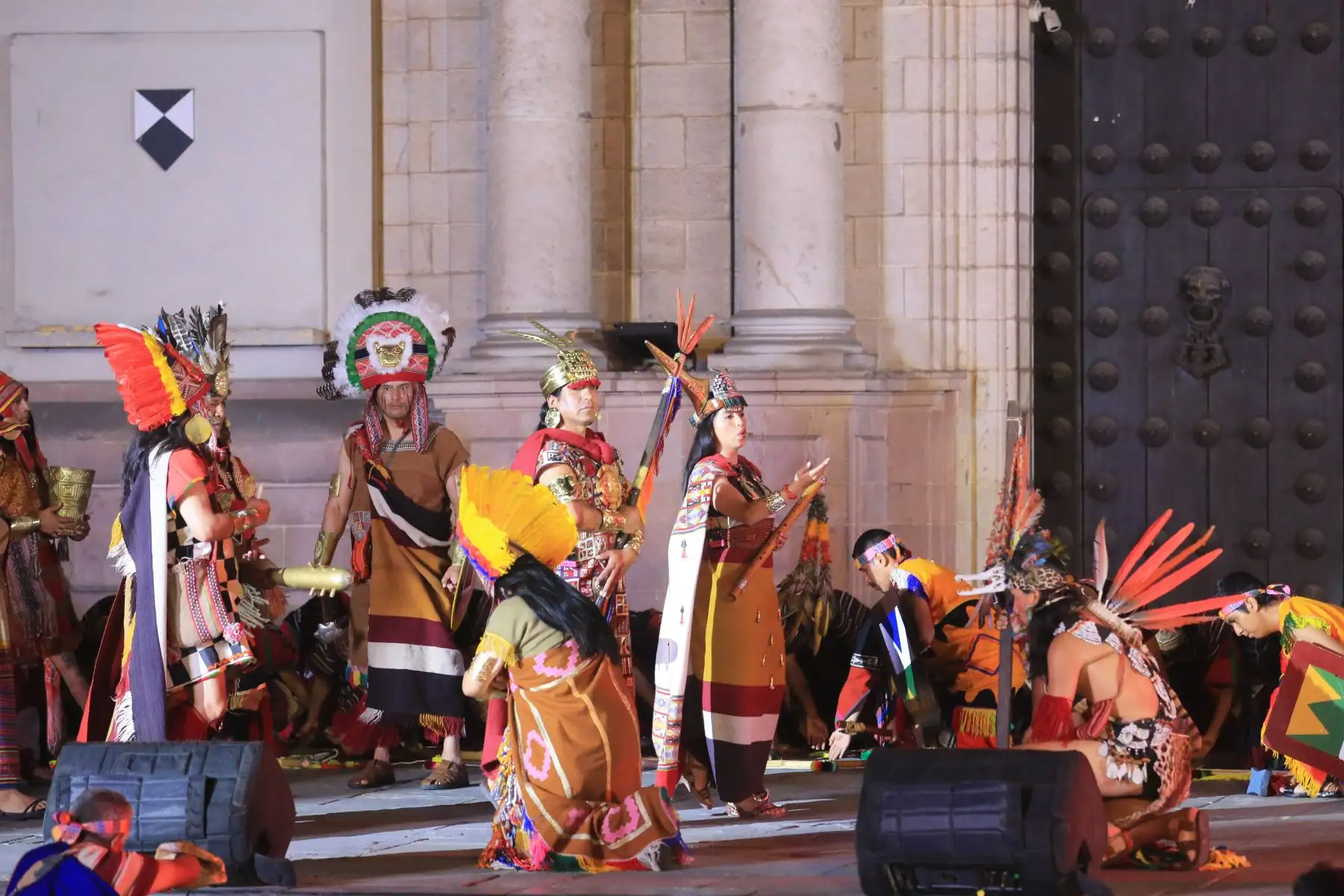 Puesta en escena la ceremonia Fiesta del Sol - Una invitación al Inti Raymi 2025 con más de 180 actores y agrupaciones musicales.
