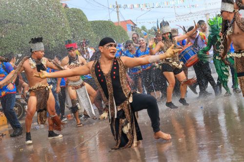 Ucayali se viste de fiesta: carnaval de colores y tradición