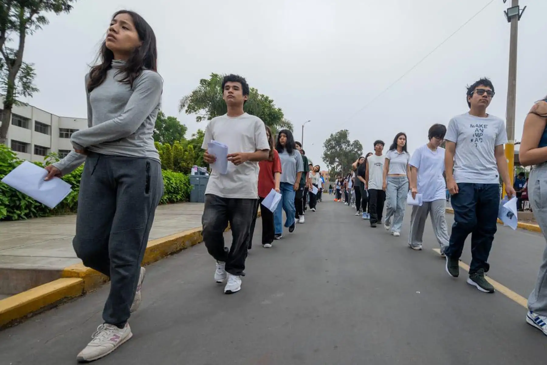 El Examen de Admisión 2025-II, se inició hoy sábado 1 de marzo y continúa el 2, 8 y 9, brindará la posibilidad de estudiar las innovadoras carreras de Criminalística Financiera Forense, Ingeniería Nuclear, Ingeniería Mecatrónica, así como Ingeniería del Agua y Tecnologías de Tratamiento. 
Foto: UNMSM