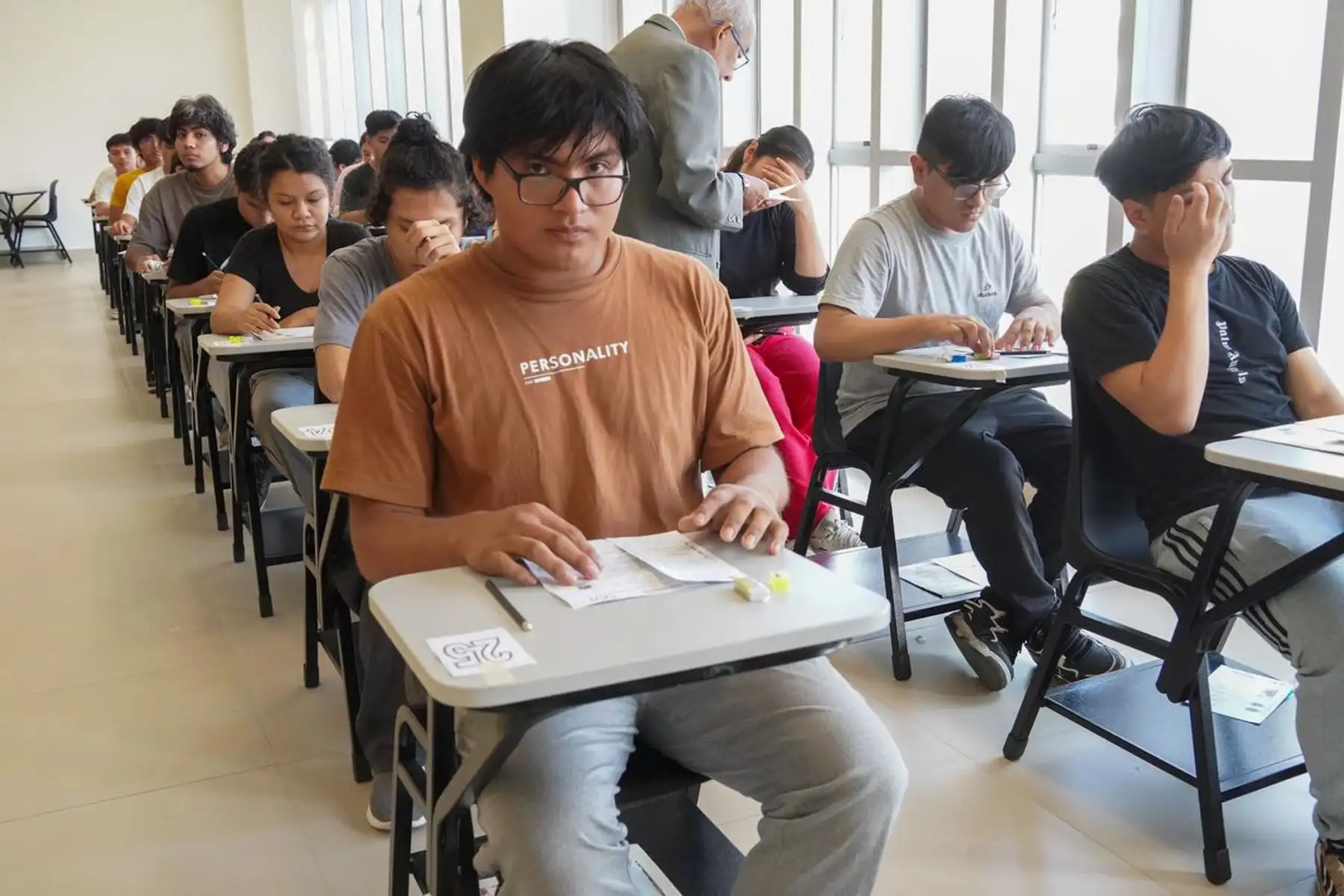 La Universidad Nacional Mayor de San Marcos (UNMSM) será la primera universidad en el Perú en implementar la carrera de Ingeniería Nuclear, una especialidad enfocada en estudiar y aplicar los principios de la energía nuclear para generar, transformar y utilizar energía de manera segura y eficiente.
Foto: UNMSM