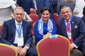 Premier Gustavo Adrianzén en ceremonia de investidura de Yamandú Orsi, presidente de Uruguay. Foto: ANDINA/Difusión