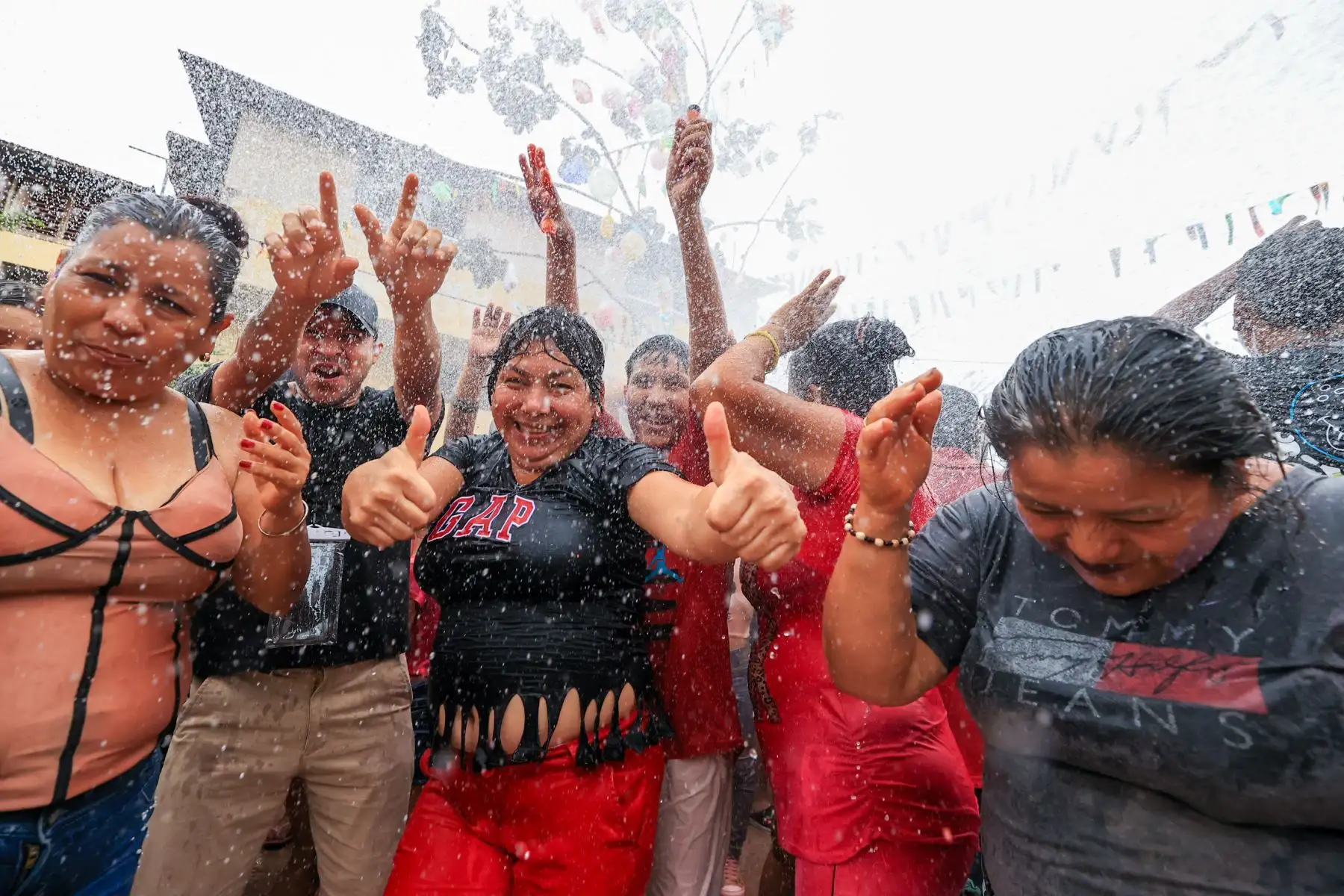 “Día de los Cachudos”: una festividad llena de música, color y diversión en la que los asistentes celebraron con comparsas, bailes y la tradicional yunsa.
Foto: ANDINA/Braian Reyna