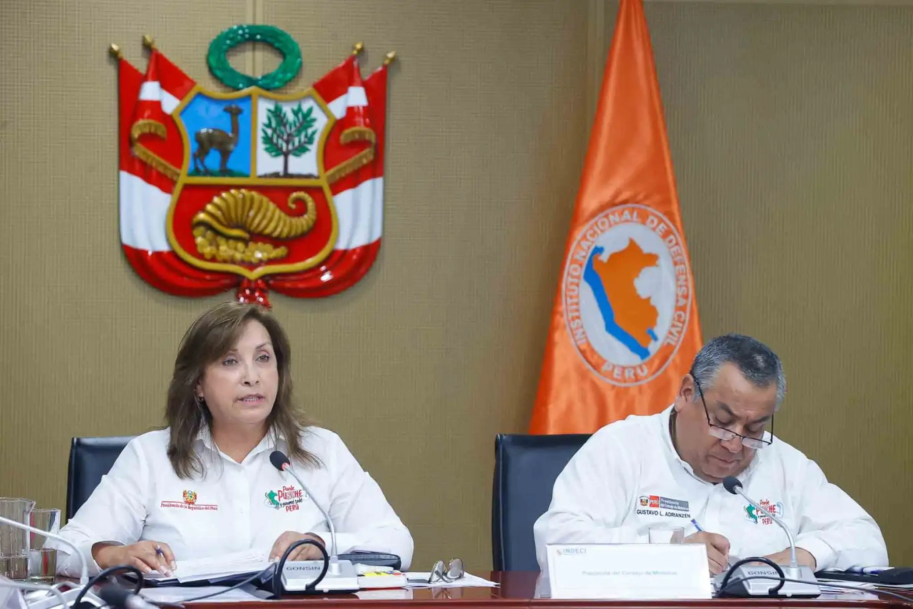 La presidenta de la república, Dina Boluarte, lidera una reunión multisectorial para coordinar acciones frente a las lluvias e inundaciones de la temporada 2025. Foto: ANDINA/Prensa Presidencia