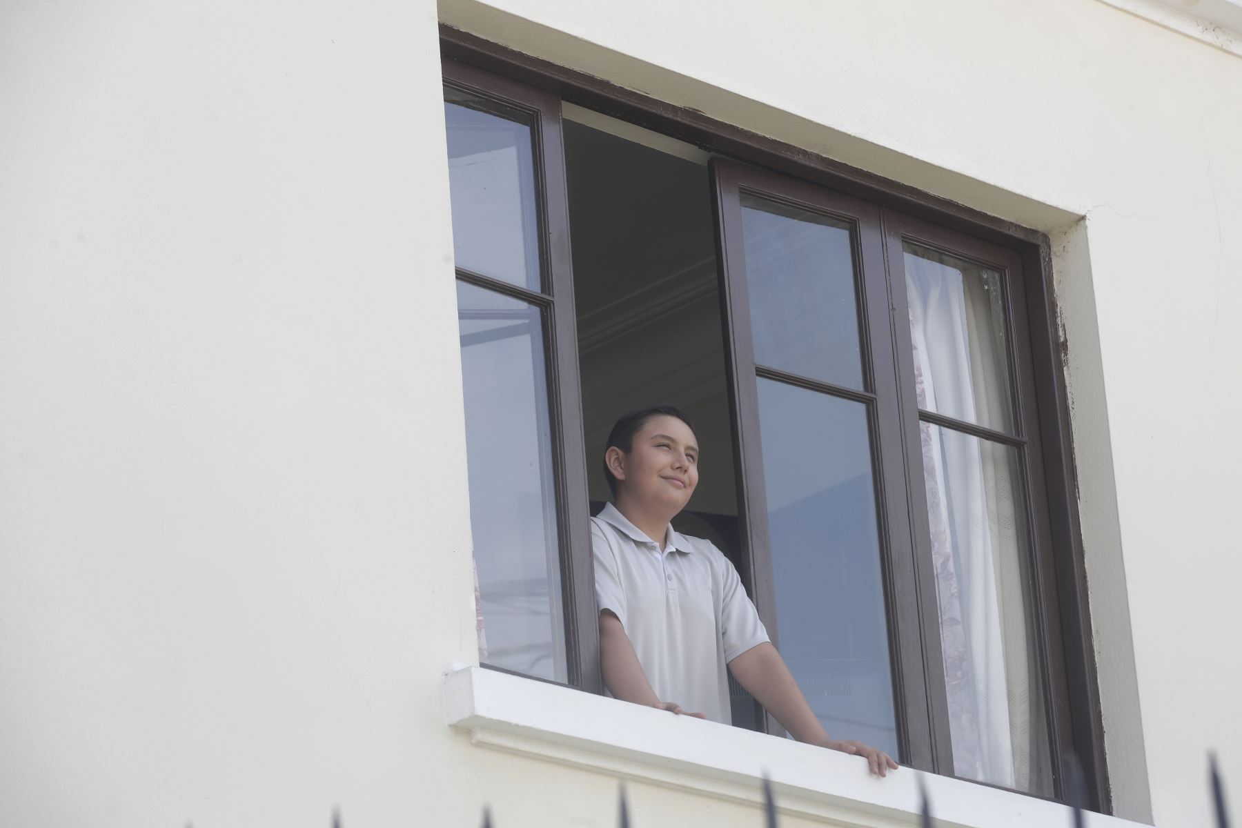 Con tan solo 12 años, Luis Alexander Pimentel Lyakh logró un destacado ingreso a la Universidad Nacional Mayor de San Marcos, asegurando el puesto 11 en la carrera de Ingeniería Nuclear. Su sobresaliente desempeño en el exigente examen de admisión le permitió alcanzar un puntaje de 1021, consolidándose como uno de los postulantes más jóvenes en lograr este importante logro académico. Foto: ANDINA/Eddy Ramos