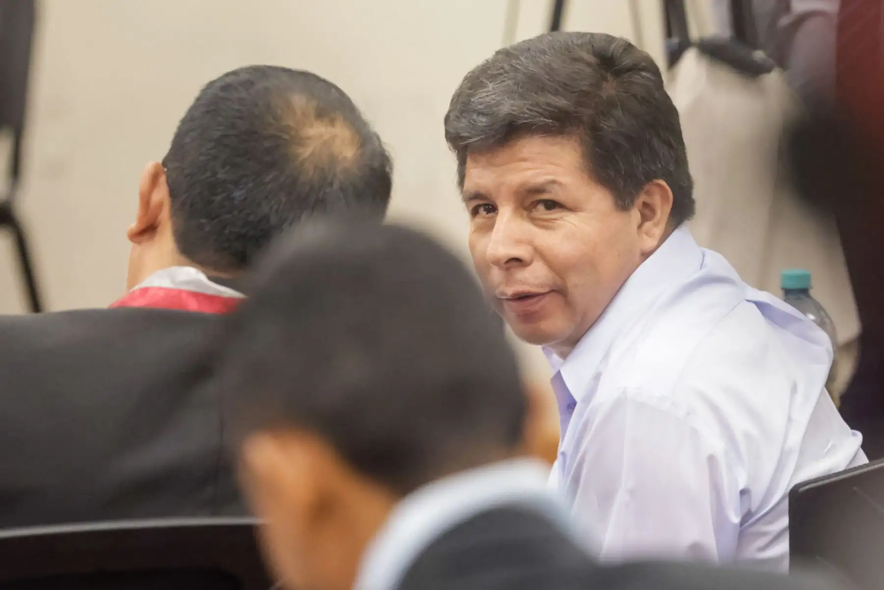 El Poder Judicial ha iniciado el juicio oral contra el expresidente Pedro Castillo por el intento de golpe de Estado del 7 de diciembre de 2022. Castillo enfrenta este juicio junto con sus exministros Betssy Chávez y Willy Huerta, quienes también son investigados por su presunta participación. Foto: ANDINA/Luis Iparraguirre