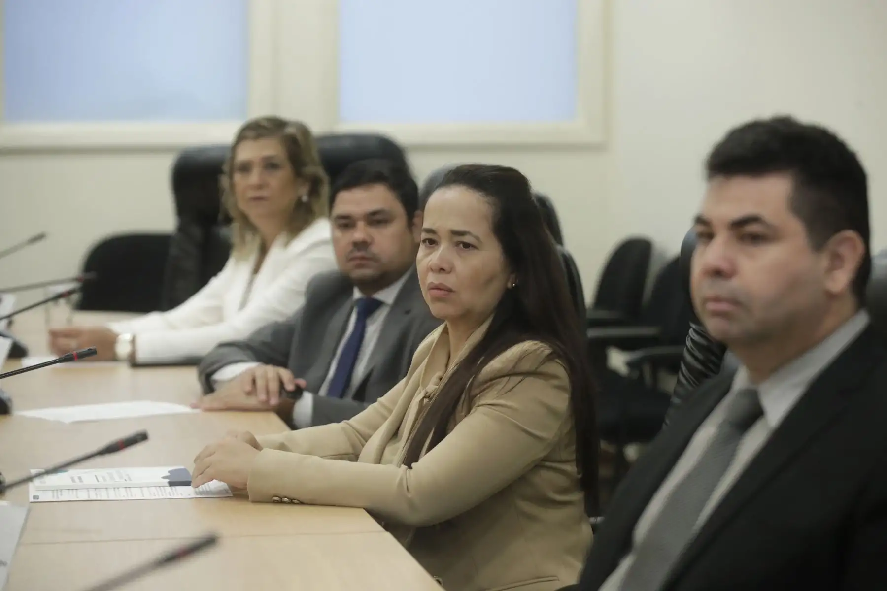 El ministro de Trabajo y Promoción del Empleo, Daniel Maurate Romero, recibe al equipo técnico del Ministerio de Trabajo, Empleo y Seguridad Social (MTESS) de Paraguay en el marco de una visita técnica que tiene como objetivo fortalecer la cooperación técnica y el intercambio de buenas prácticas en materia de trabajo y promoción del empleo.
Foto: ANDINA/Eddy Ramos