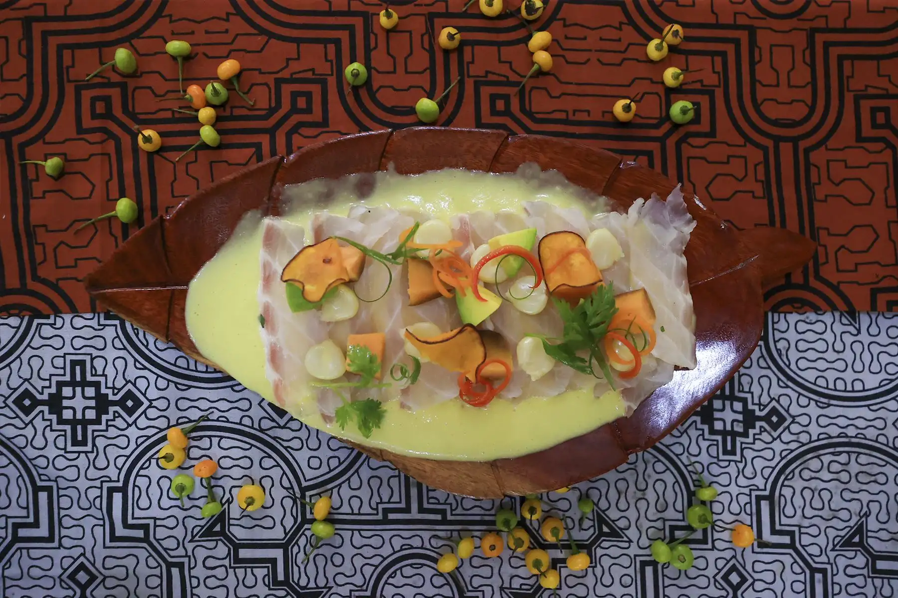 Ucayali viene sumándose con rotundo éxito a las regiones del Perú cuya gastronomía adopta un sello vanguardista que fusiona notablemente lo mejor de la tradición e identidad amazónica con la inagotable creatividad e innovación de sus cocineros y cocineras. Foto: ANDINA/Braian Reyna