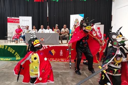 En conferencia de prensa, hoy se presentaron las actividades programadas para el Carnaval de Íllimo y sus Yunzas 2025.