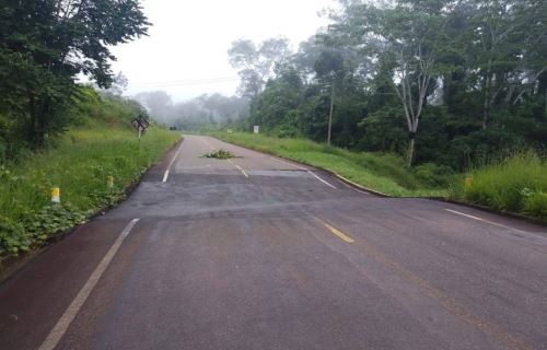 IIRSA Sur exhorta a los conductores a respetar las indicaciones y circular con precaución en la zona afectada.