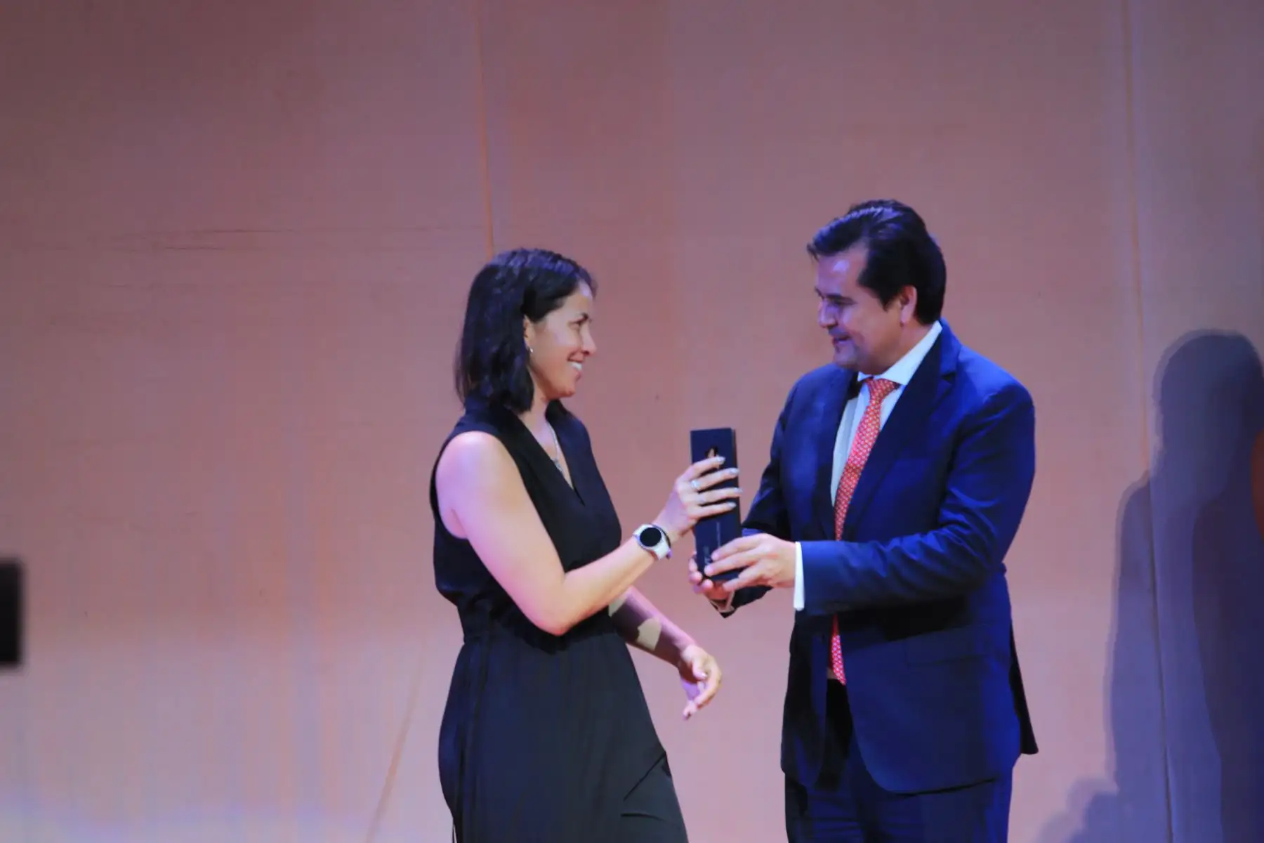 En el marco del Día Internacional de la Mujer, se realiza la cuarta edición de los Premios Igualdad, Mujer y Deporte, una iniciativa reconoce, visibiliza y destaca la participación de las mujeres en los distintos roles del deporte peruano. 
FOTO:ANDINA/Hector Vinces.
