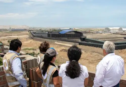 Especialistas del OEFA brindan asistencia técnica a autoridades regionales y locales para la supervisión de empresas carboneras que operan en el distrito de Salaverry, región La Libertad. ANDINA/Difusión