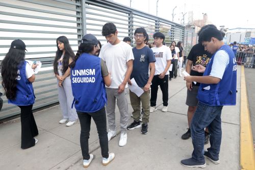 Hoy domingo 9 de marzo se realiza la cuarta y última jornada del examen de admisión de la Universidad Nacional Mayor de San Marcos (UNMSM), dirigida a los aspirantes de la carrera profesional de Medicina Humana. Foto: ANDINA/Vidal Tarqui