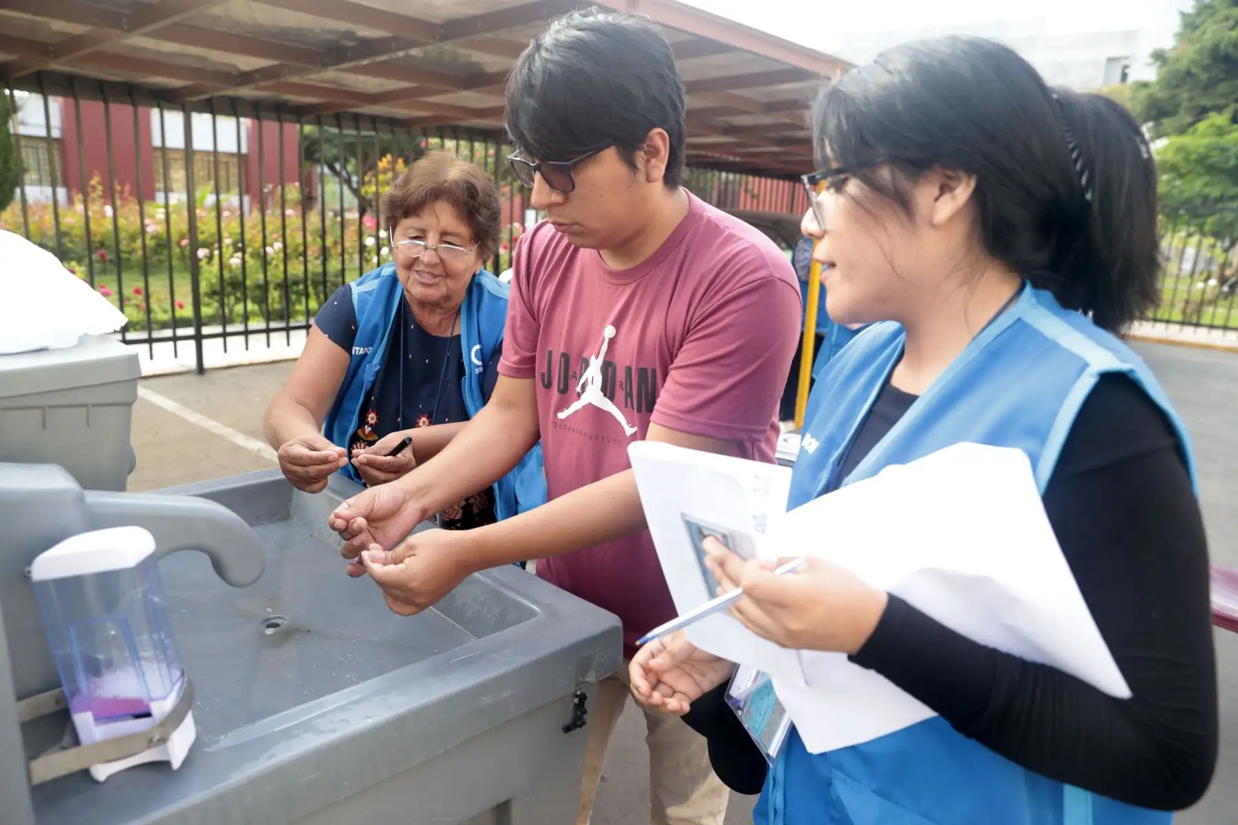 Hoy domingo 9 de marzo se realiza la cuarta y última jornada del examen de admisión de la Universidad Nacional Mayor de San Marcos (UNMSM), dirigida a los aspirantes de la carrera profesional de Medicina Humana. Foto: ANDINA/Vidal Tarqui