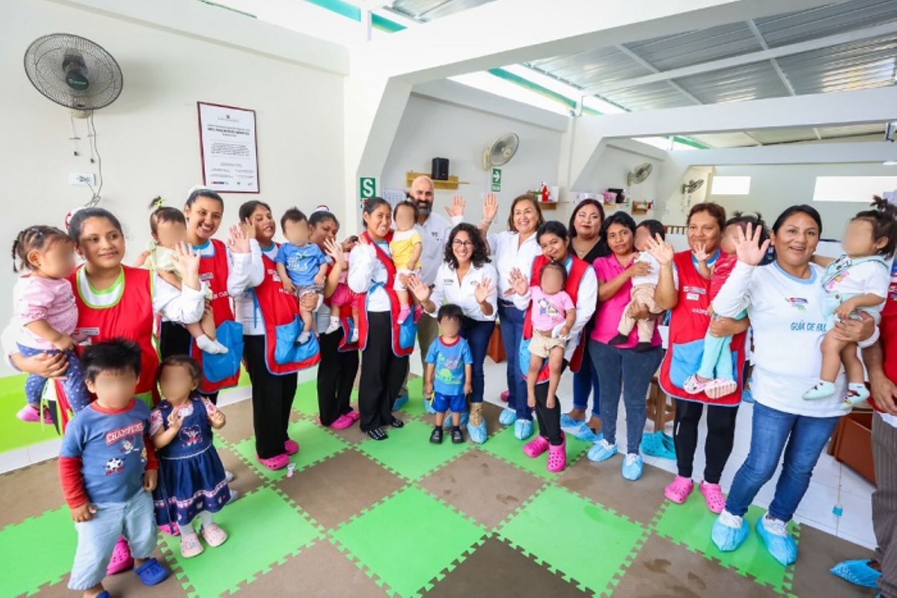 Titular del Midis recorrió el Centro Infantil “Mis Pequeños Héroes”, en el cual el sector invirtió cerca de S/100 mil para su adecuación e implementación de dos salas.