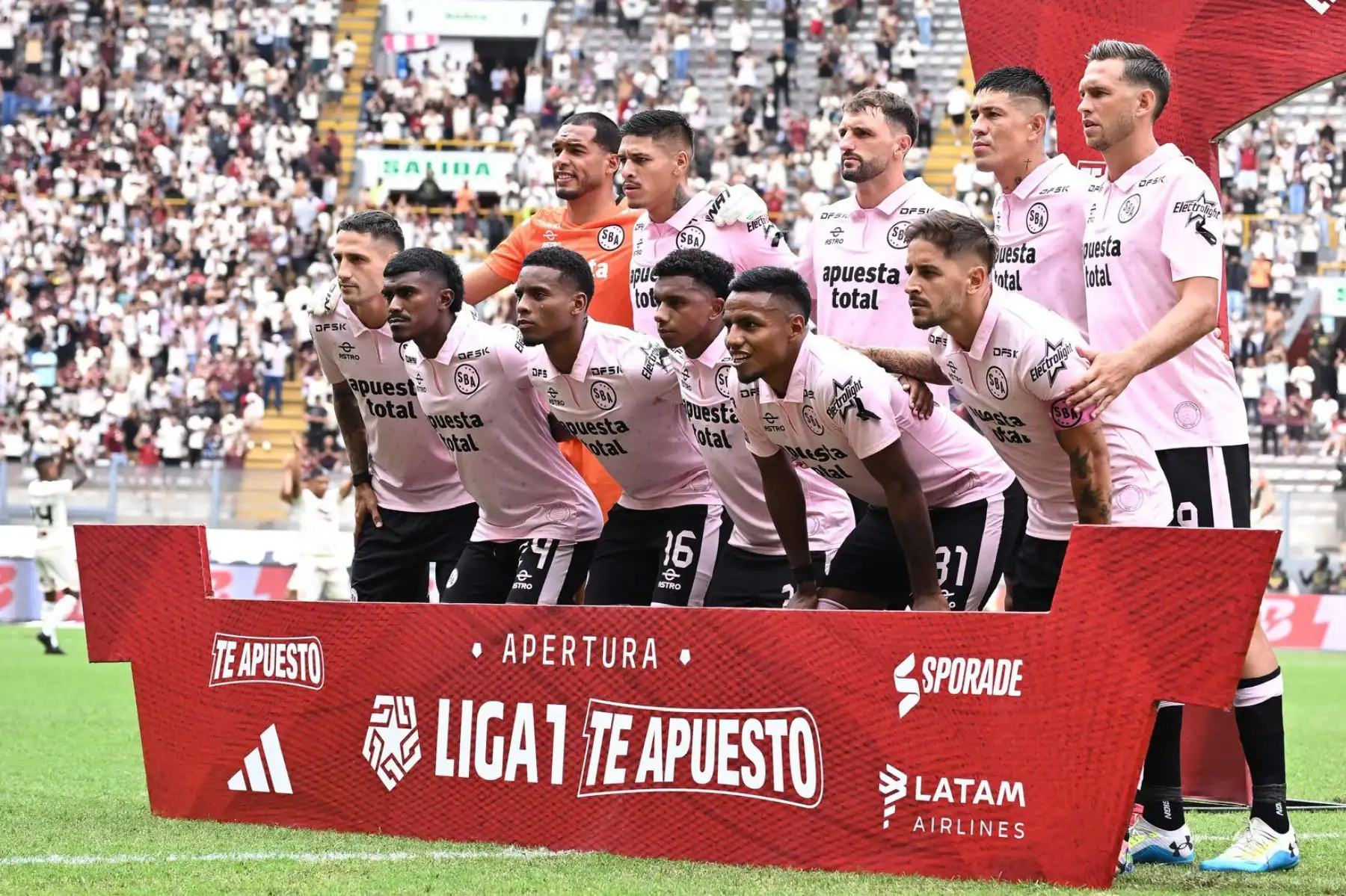 Universitario juega ante Sport Boys por la fecha 5 del Torneo Apertura 2025 de la Liga1 Te Apuesto, en el estadio Nacional de Lima.
Foto: Liga 1