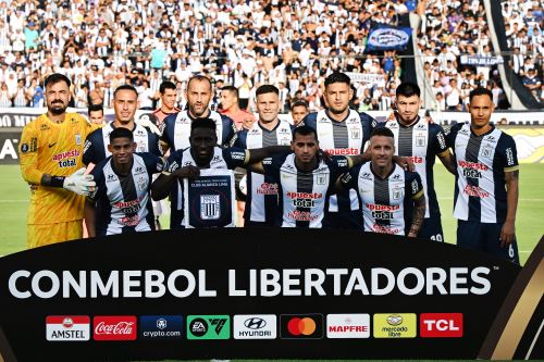 Alianza Lima llegó a la fase de grupos de la Copa Libertadores tras superar tres llaves. Foto: AFP