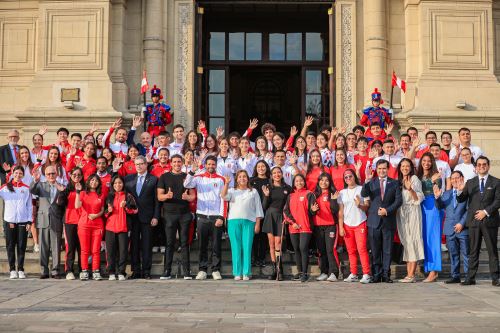 Firma del Contrato entre el Instituto Peruano del Deporte, Comité Olímpico Peruano y la Organización Deportiva Bolivariana para la Organización de los XX Juegos Bolivarianos Lima – Ayacucho 2025