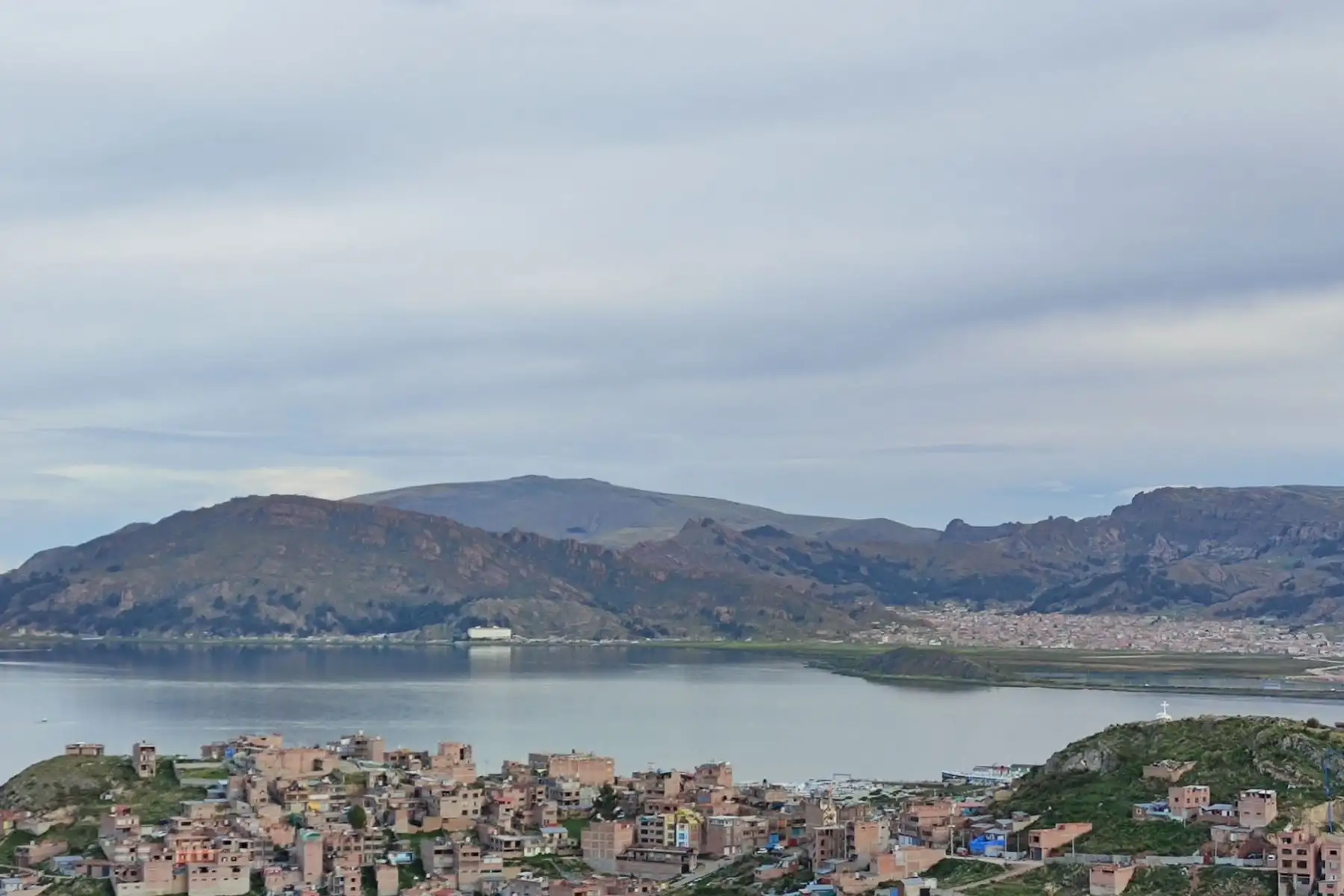 La estación hidrológica Muelle Enafer reportó hoy un nivel de agua promedio de 3808.69 m s.n.m. del lago Titicaca. Foto: Senamhi