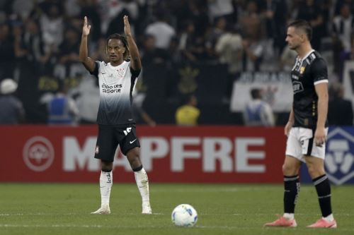 André Carrillo no pudo llevar al Timao a la fase de grupos de la Copa Libertadores