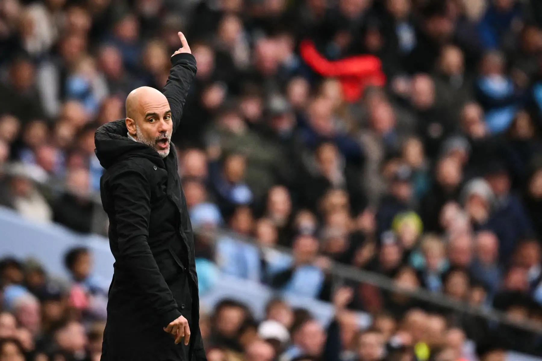 El entrenador español del Manchester City, Pep Guardiola, reacciona durante el partido de fútbol de la Premier League inglesa entre el Manchester City y el Brighton and Hove Albion en el Etihad Stadium en Manchester, noroeste de Inglaterra.
Foto: AFP