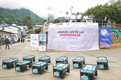 Ministerio de Vivienda e INDECI  entregan 8 toneladas de bienes de ayuda humanitaria en  Huancabamba, Piura