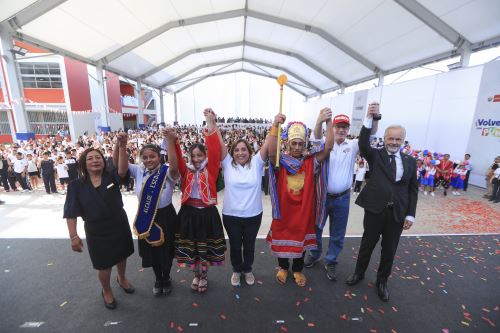 Presidenta Dina Boluarte encabeza inicio del año escolar 2025