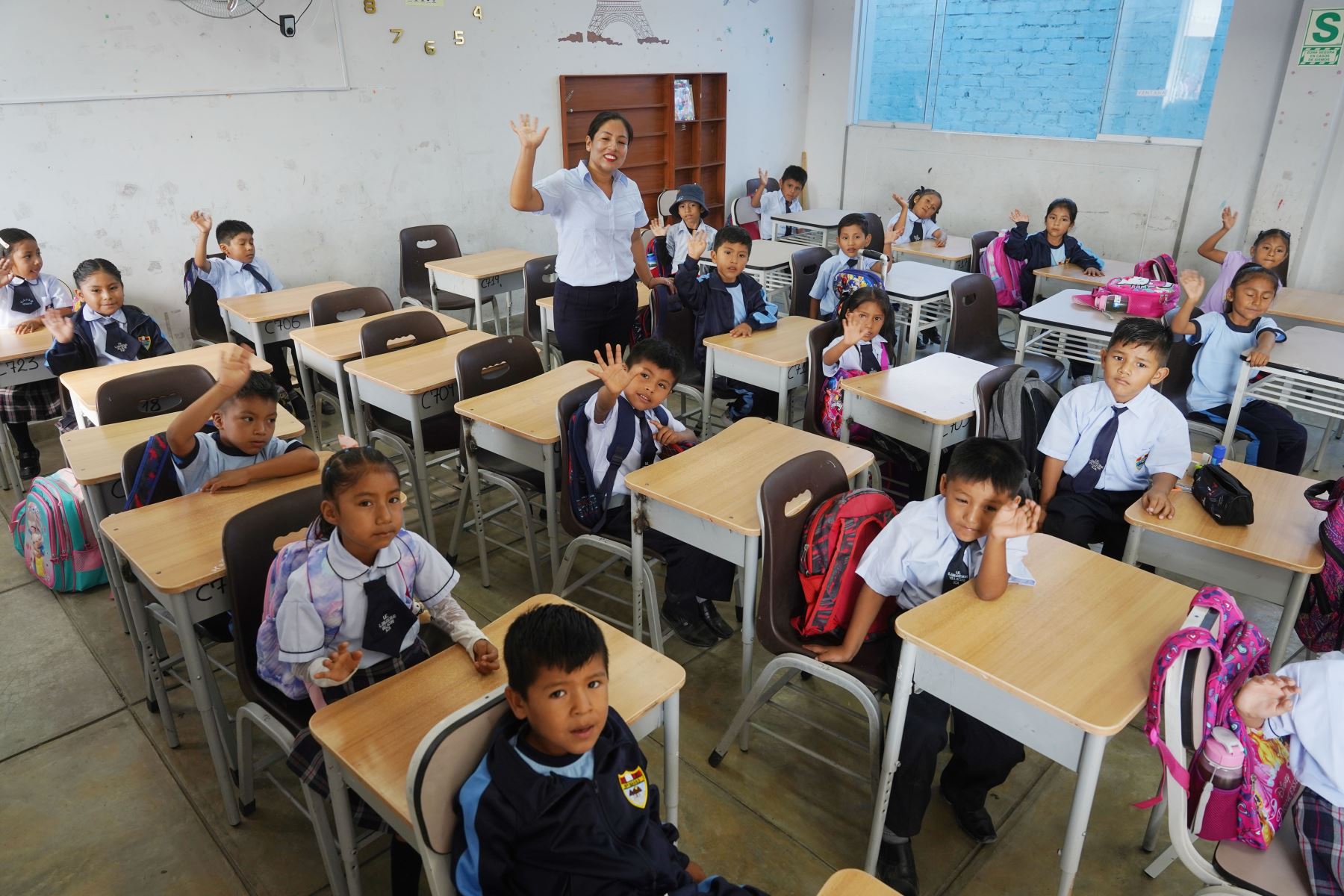 Más de 246,000 estudiantes retornan a las aulas en la región Ica hoy lunes 17 de marzo. Foto: Genry Bautista