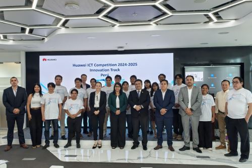 Los equipos diseñaron modelos funcionales con aplicaciones integradas para distintos sectores.   Foto: Huawei