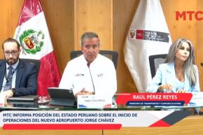 Ministro de Transportes y Comunicaciones, Raúl Pérez Reyes, explica las razones del aplazimiento del inicio de operaciones del nuevo Aeropuerto Internacional Jorge Chávez. Foto: Cortesía.