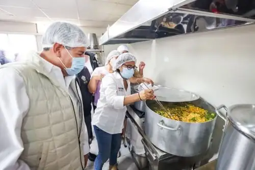 Nueva modalidad de servicio alimentario de Wasi Mikuna se aplica en instituciones educativas de Ayacucho, Piura y Cusco, para atender a cerca de 10 mil alumnos.