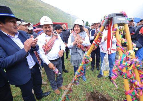 Con una ceremonia se dio inicio a la construcción de la Planta de Regasificación de Gas Natural Licuado en el centro poblado de Callqui Grande, distrito de Ascención, región Huancavelica. ANDINA/Difusión