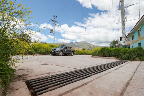 Gobierno impulsa normas y reglamentos para mejorar la gestión de las aguas de lluvia a través de obras de drenaje pluvial.