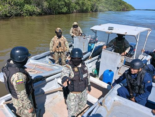 Miembros de las Fuerzas Armadas de Perú y Ecuador realizaron un ejercicio conjunto en la frontera común para combatir la delincuencia, contrabando y otros delitos. ANDINA/Difusión