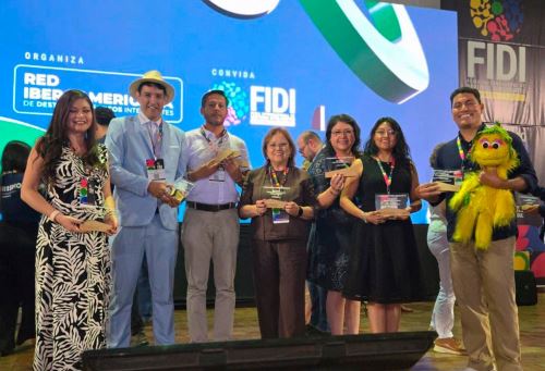 Dos importantes iniciativas impulsadas por Proamazonas fueron reconocidas por el Premio Iberoamericano de Destinos Inteligentes. En total logró cuatro trofeos.