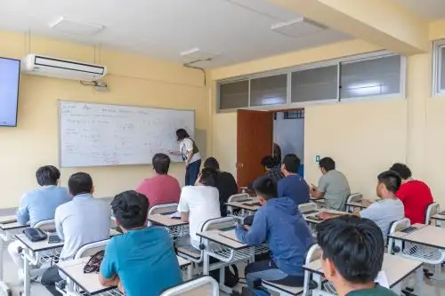 Primera promoción de ingenieros aeroespaciales se forma desde este semestre en la UNI. Foto: UNI/Difusión