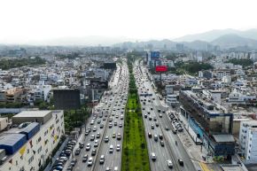 Av. Javier Prado es una de las zonas de Lima donde operan vehículos informales. Foto: ANDINA/Daniel Bracamonte