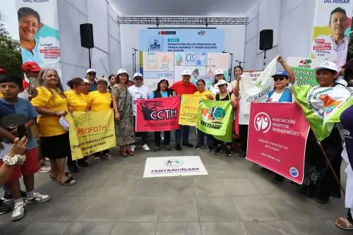 El Ministerio de Trabajo y Promoción del Empleo (MTPE) organizó la Feria de Promoción de los Derechos de las Trabajadoras y Trabajadores del Hogar en la Alameda 28 de Julio, en el Cercado de Lima. Foto: Cortesía.