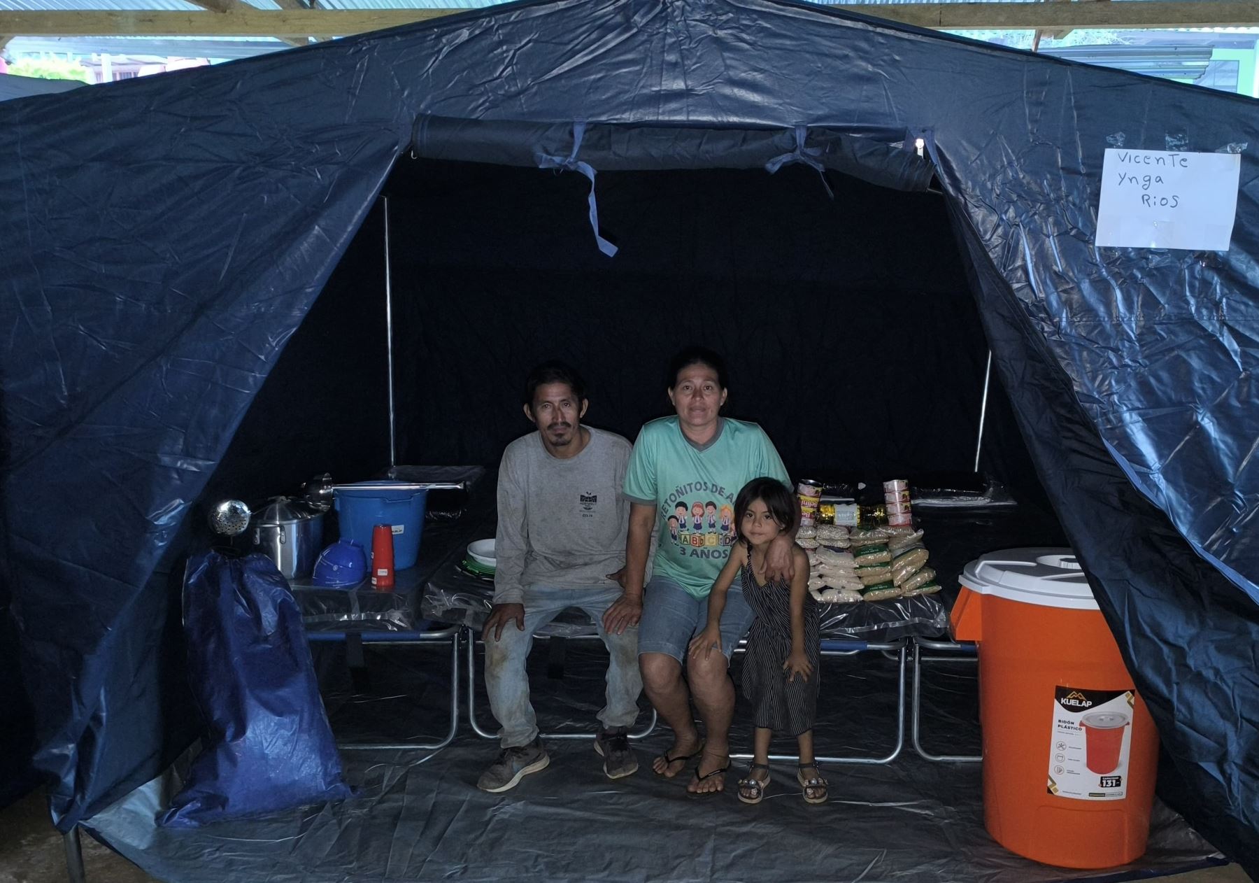Once familias de la provincia de Lamas, región San Martín, son atendidas en un albergue temporal tras un deslizamiento ocurrido en el distrito de Zapatero y que causó daños en sus viviendas. ANDINA/Difusión