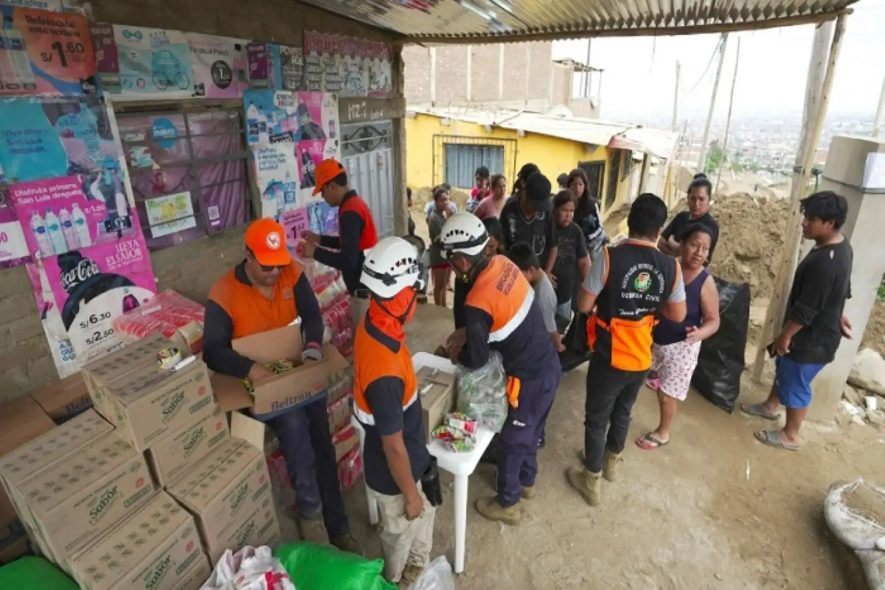 Desde el inicio de la emergencia, el sector Defensa, a través de Indeci, coordinó acciones con autoridades regionales y locales de La Libertad.