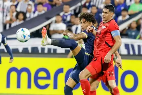Con gol de Gustavo Aguilar en el segundo tiempo, el Club Libertad de Paraguay vence 1-0 a Alianza Lima en el estadio Alejandro Villanueva por la fase de grupos de la Copa Libertadores el martes 1 de abril de 2025. Foto: ANDINA/Luis Iparraguirre