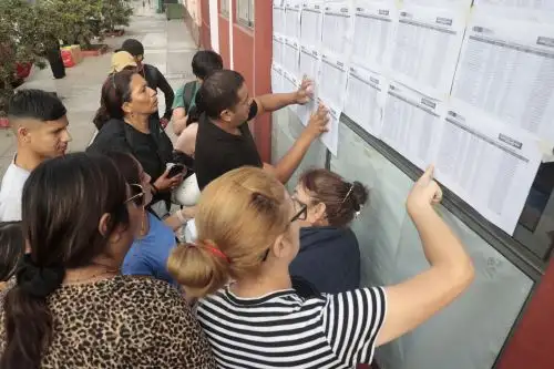 La evaluación Serums 2025-I contó con la participación de 31,455 profesionales de la salud, entre médicos, odontólogos, enfermeros y otros especialistas. Foto: ANDINA/Vidal Tarqui