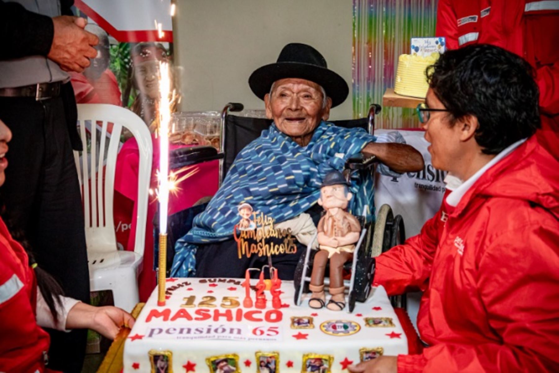Don Marcelino aseguró que su salud se mantiene estable gracias a su alimentación, a base de frutas y verduras que desde joven cosechaba.