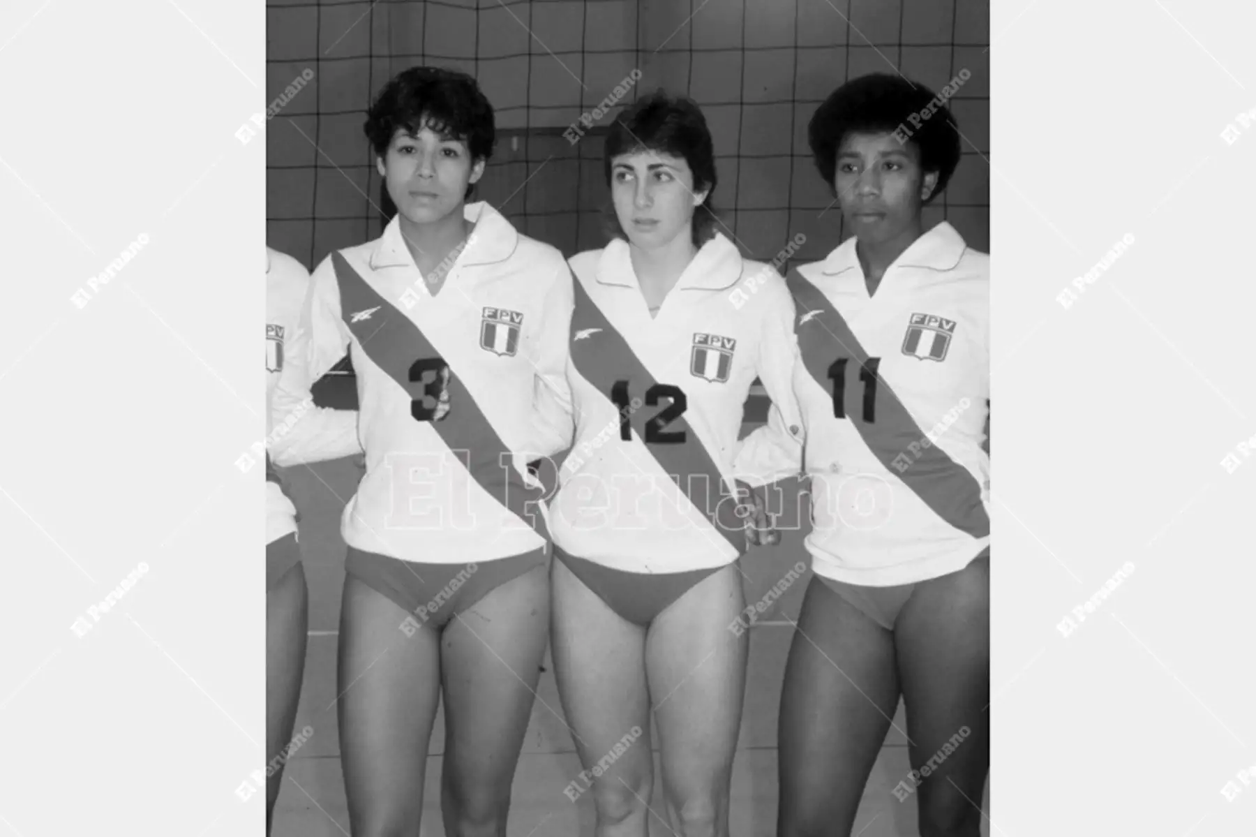 Lima - Década 1980 / Rosa García, Natalia Málaga y Gina Torrealva en una presentación de la selección peruana de voleibol. Foto: Archivo Histórico de El Peruano