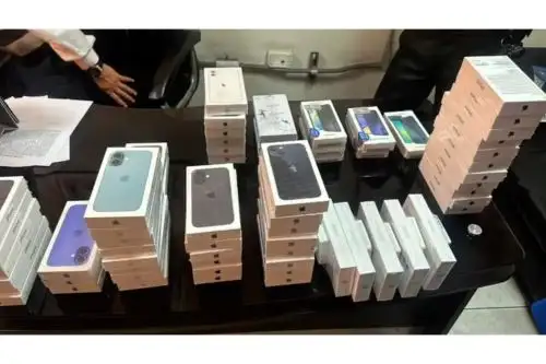En el distrito de Independencia, se realizó una persecución policial a delincuentes que habrían robado celulares, en el interior de un centro comercial. Foto: PNP