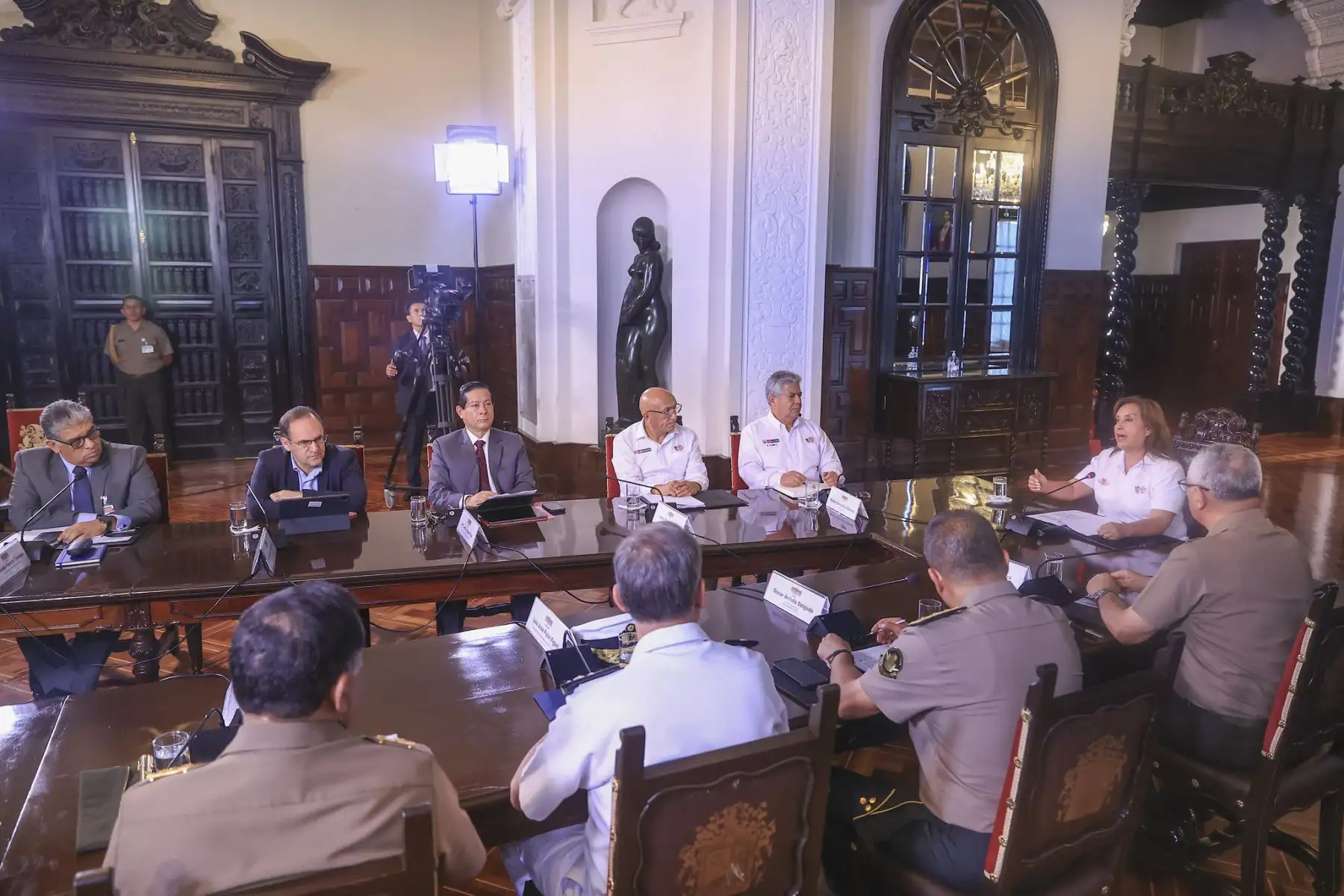 Presidenta Dina Boluarte lidera nueva sesión del cuarto de guerra. Foto: ANDINA/Prensa Presidencia