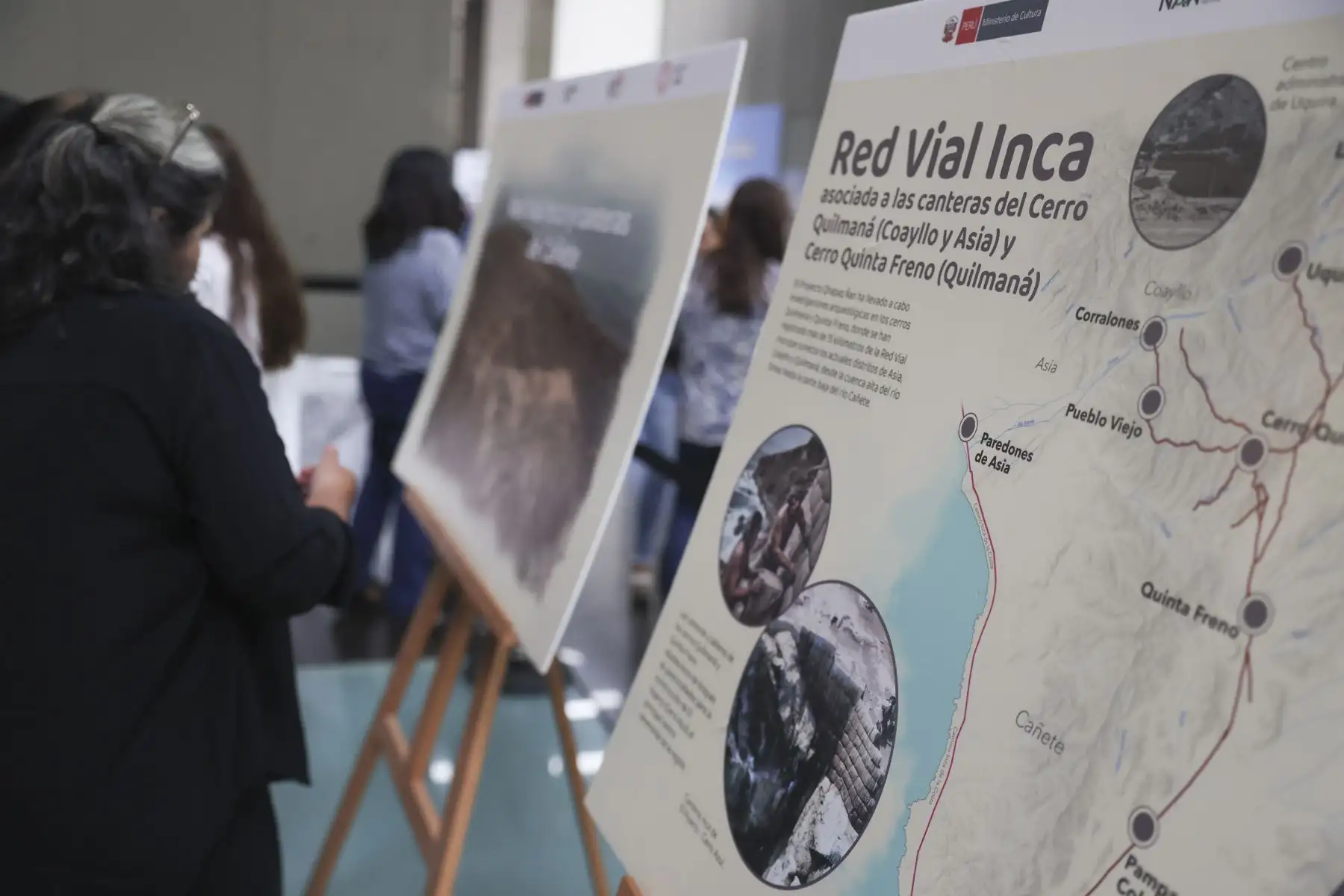En el marco de la conmemoración del Día del Arqueólogo Peruano, el Ministerio de Cultura realizó una ceremonia como homenaje a la labor de los arqueólogos del país en beneficio de la ciudadanía y la construcción de una identidad nacional reflexiva y crítica. Foto: ANDINA/Jhonel Rodríguez Robles