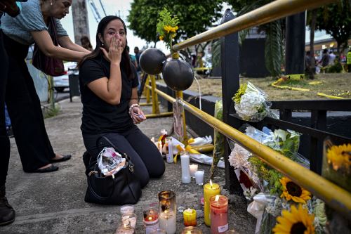 Dolor por víctimas mortales por caída de techo de la discoteca Jet Set en Santo Domingo. Foto: AFP/Archivo