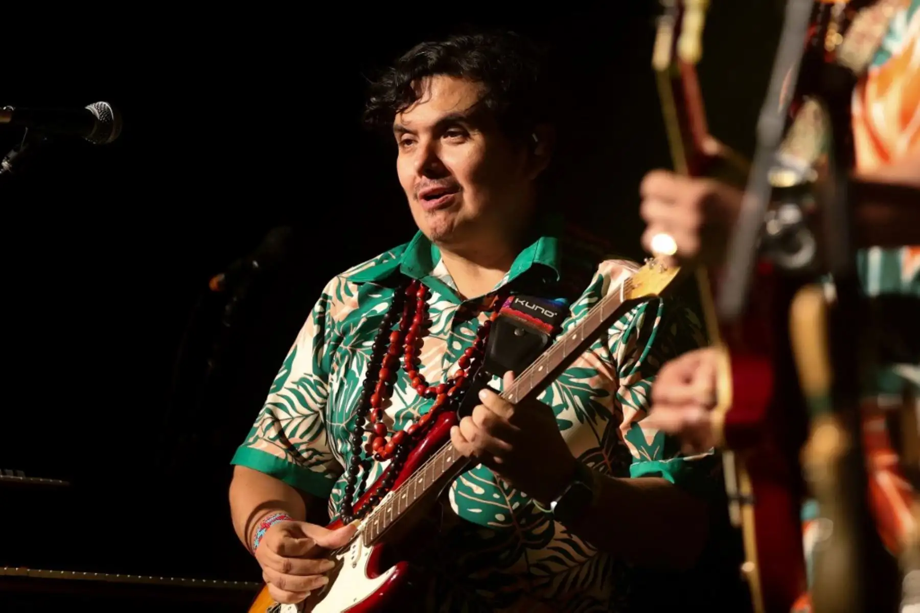Jorge Luis Rodríguez Pérez, de Los Mirlos, durante su presentación en la Carpa Sonora durante el Festival de Coachella 2025 en el Empire Polo Club el 11 de abril de 2025 en Indio, California. Foto: Emma McIntyre/Getty Images/AFP