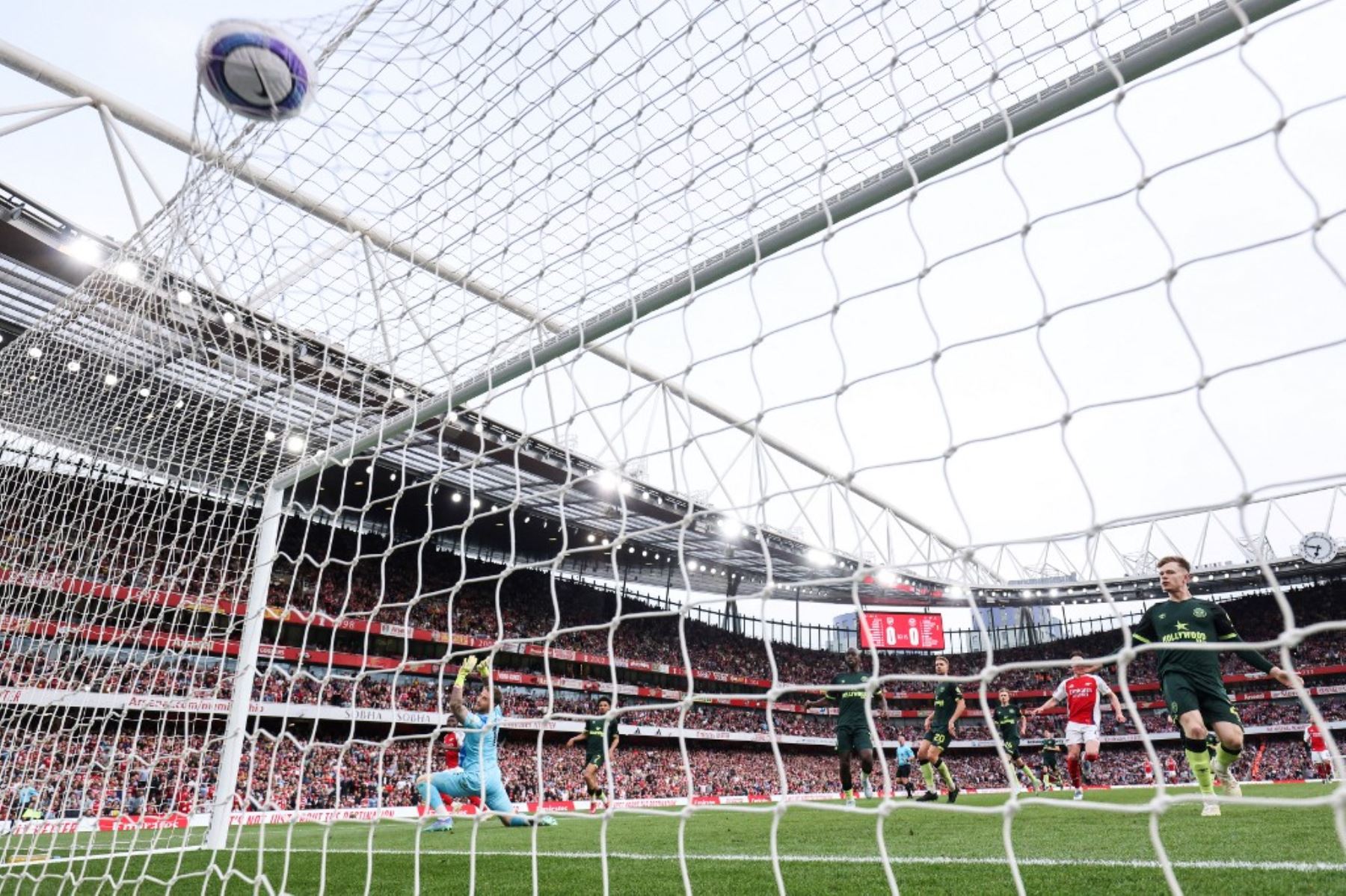 Thomas Partey Scores the Opening Goal. Thomas Partey Scores for Arsenal